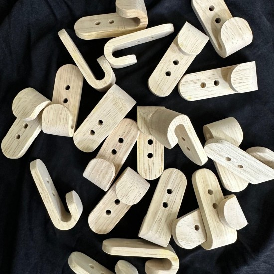 ДЪРВЕНА ЗАКАЧАЛКА