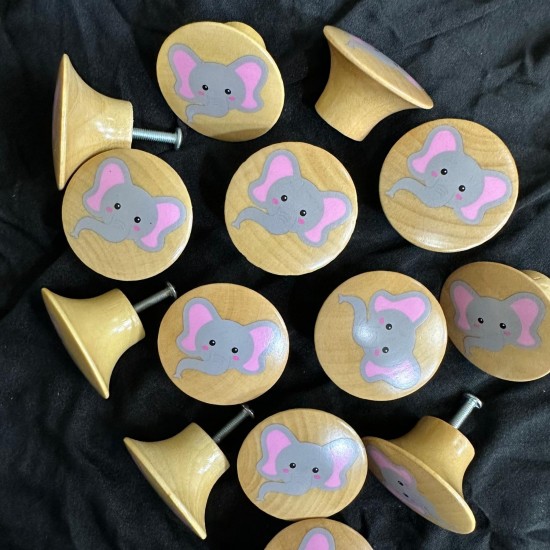 KULP 35 Дървена лакирана дръжка с шарка на слон