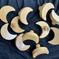 KULP 36 Дървена лакирана дръжка Луна