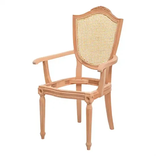 Резбован фотьойл с струг от чаши и подлакътници от ракита