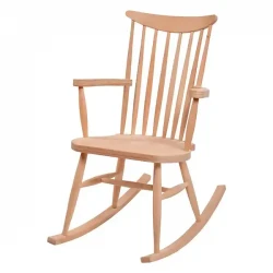 Малък люлеещ се стол